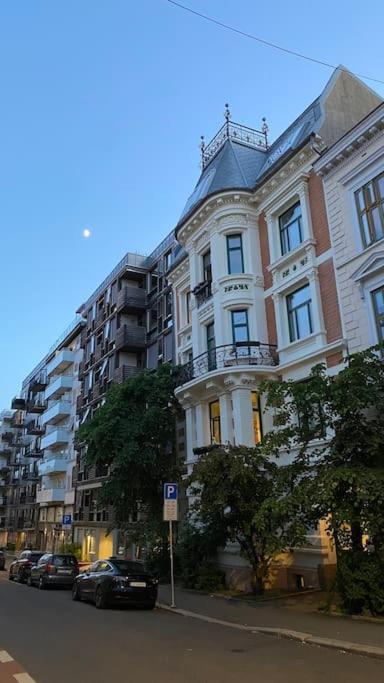 Elegant & Quiet Apartment In Historic House - Prime Location In Oslo West Dış mekan fotoğraf